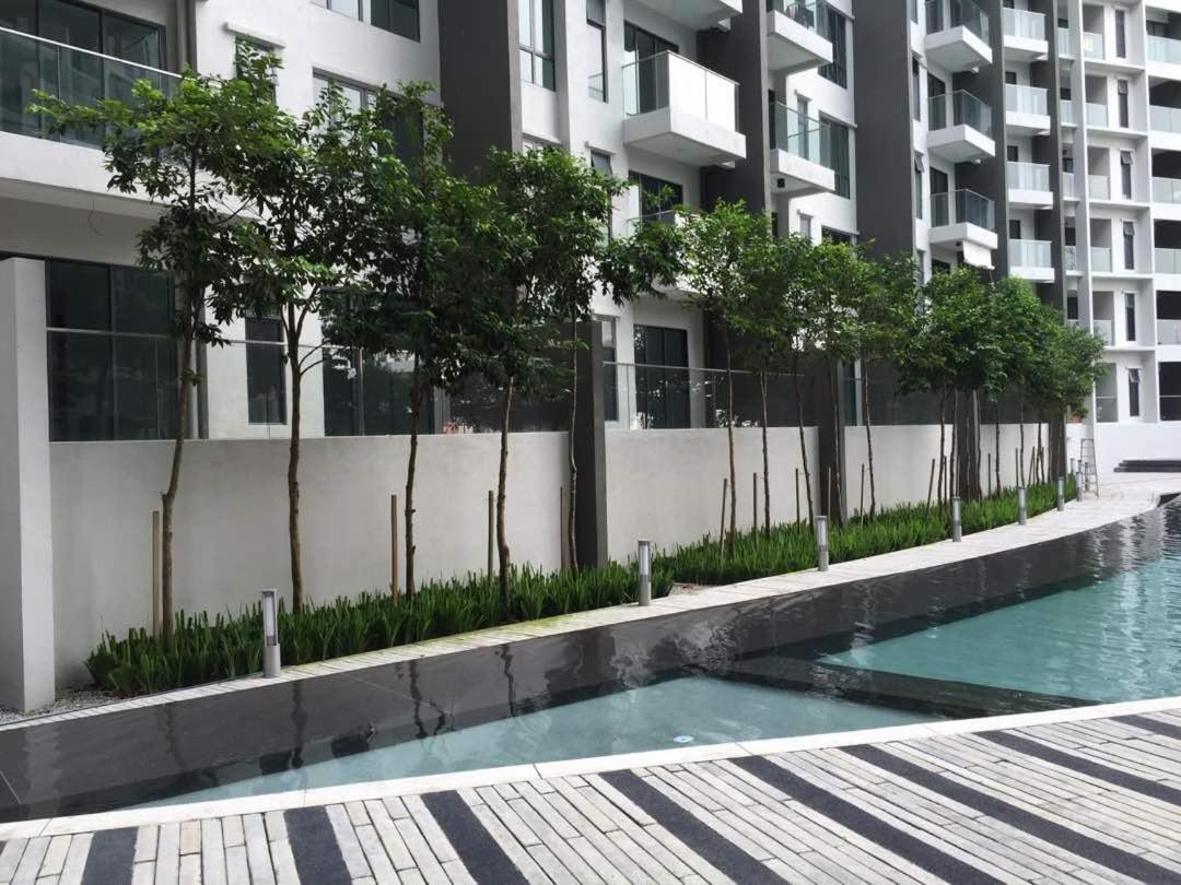 סרי קמבאנגן Homestay D'Univ 360 Place מראה חיצוני תמונה